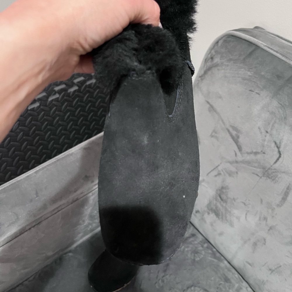Ugg Clogs - image 7
